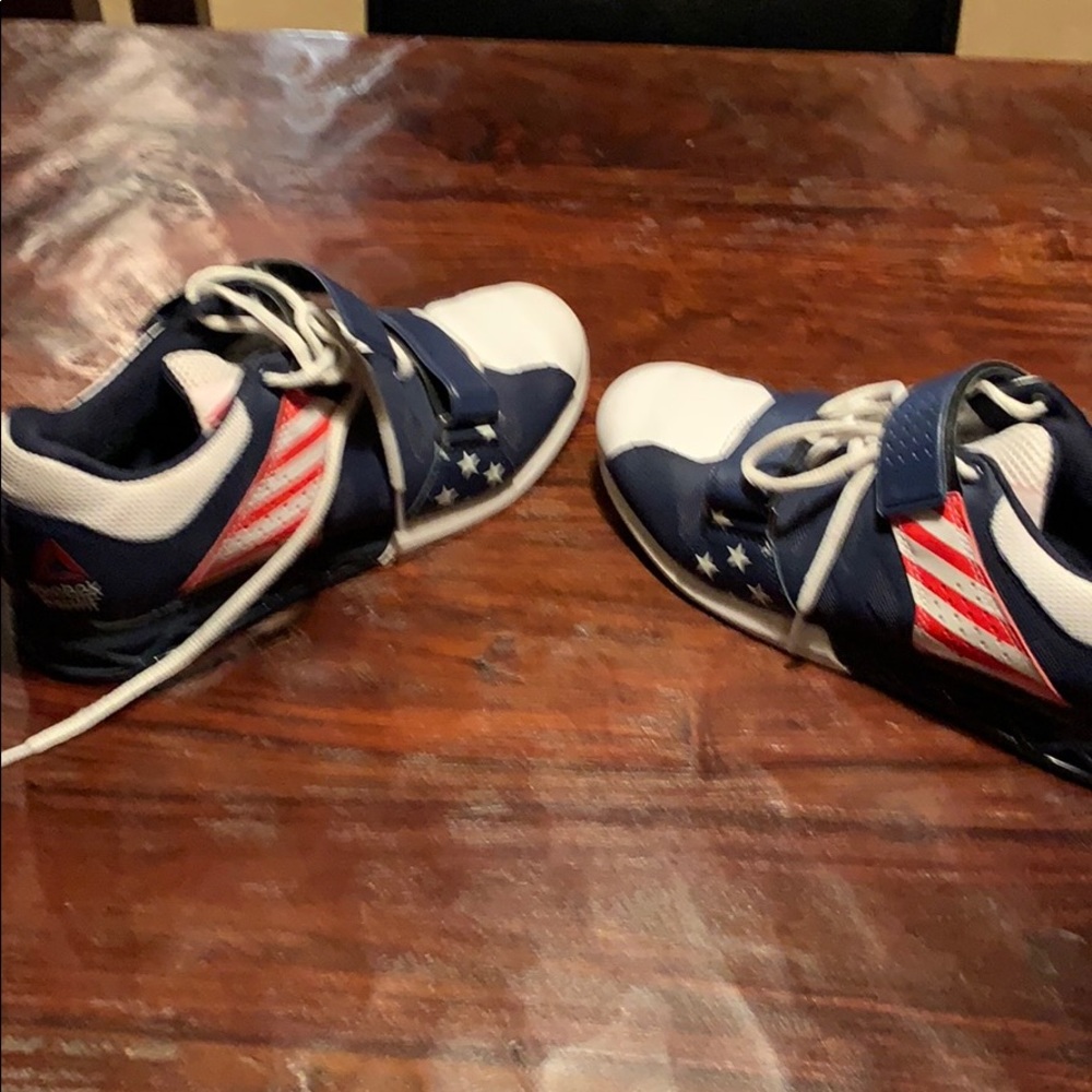 Reebok USA lifters
